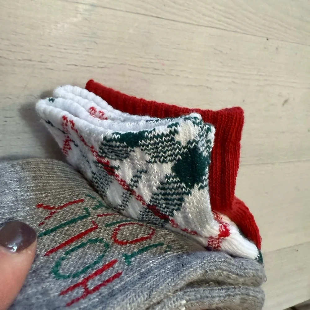 Rae Dunn women's holiday sock pack‎ 6 pairs NEW